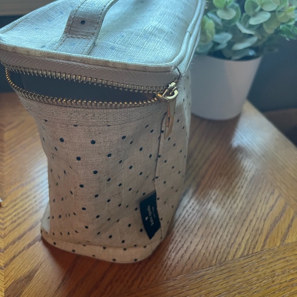 Kate Spade Out To Lunch Lunchbox - Picture 4 of 4